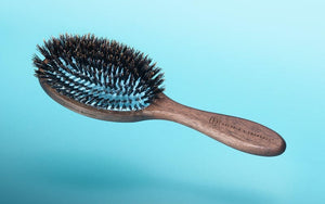 Magnolia Blossom - Strong Care - Hairbrush